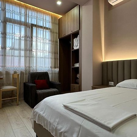 Vila Vadeha Pogradec Bagian luar foto