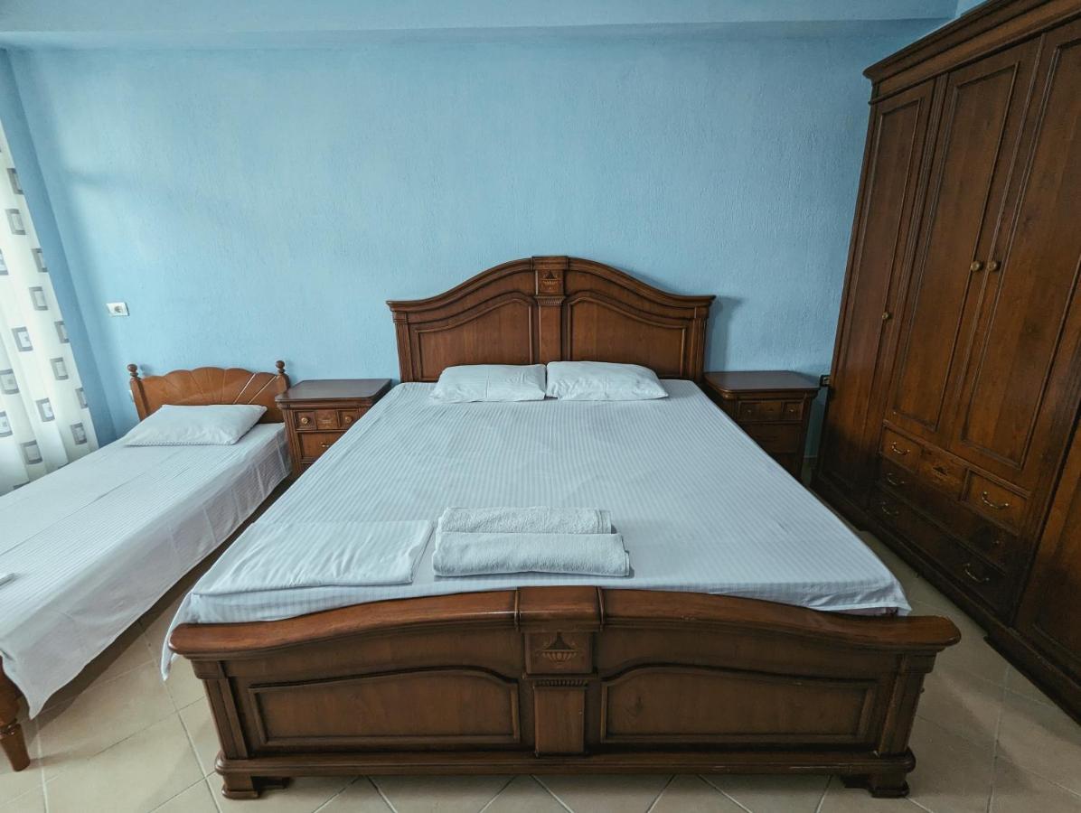 Vila Vadeha Pogradec Bagian luar foto