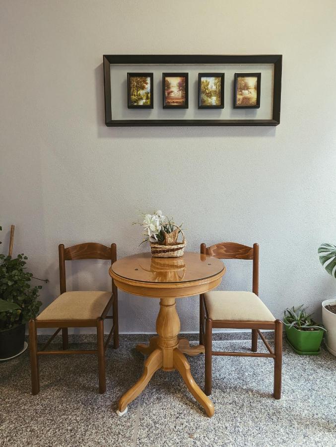Vila Vadeha Pogradec Bagian luar foto