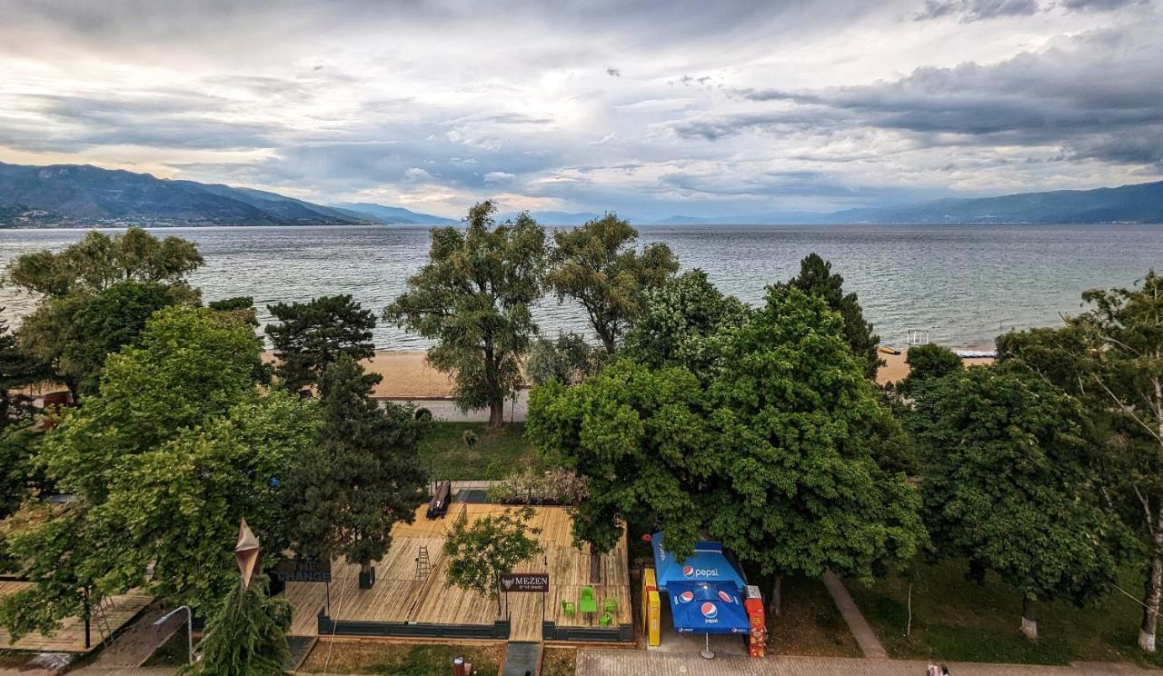 Vila Vadeha Pogradec Bagian luar foto